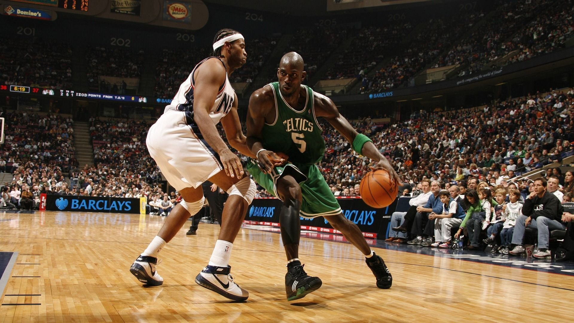 开云官方平台-沙漠之狐的逆袭，阿克用一场史诗对决，在阿尔及利亚与勒沃库森之间刻下唯一的名字